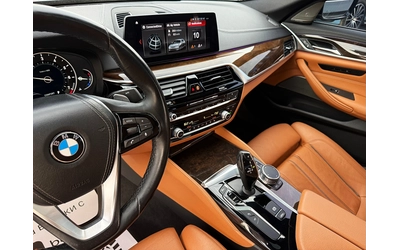 BMW 540 M PERFORMANS-4x4-Head Up-Harman Kardon-360Kameri-! - автомобили, коли, обяви за нови и употребявани 10