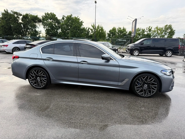 BMW 540 M PERFORMANS-4x4-Head Up-Harman Kardon-360Kameri-! - автомобили, коли, обяви за нови и употребявани 1