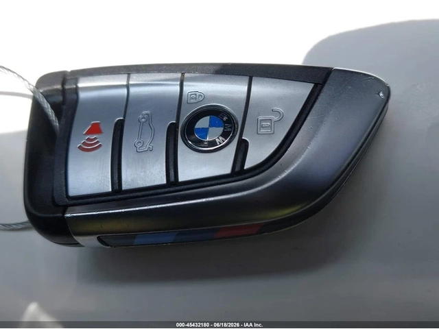 BMW 540 MPACK* AMBIENT* HEADUP* HARMAN* HUD - автомобили, коли, обяви за нови и употребявани 13