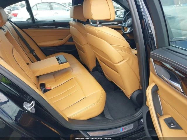 BMW 540 xDrive* M-Sport* HARMAN KARDON* ПОДГРЕВ* ШИБИДАХ* - автомобили, коли, обяви за нови и употребявани 7