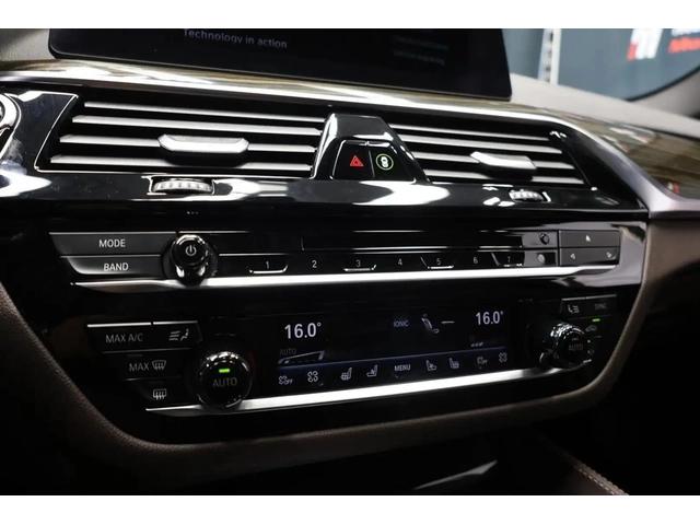 BMW 540 xDrive* M PACK* 360* HUD* HARMAN* DISTRO* ОБДУХ - автомобили, коли, обяви за нови и употребявани 5