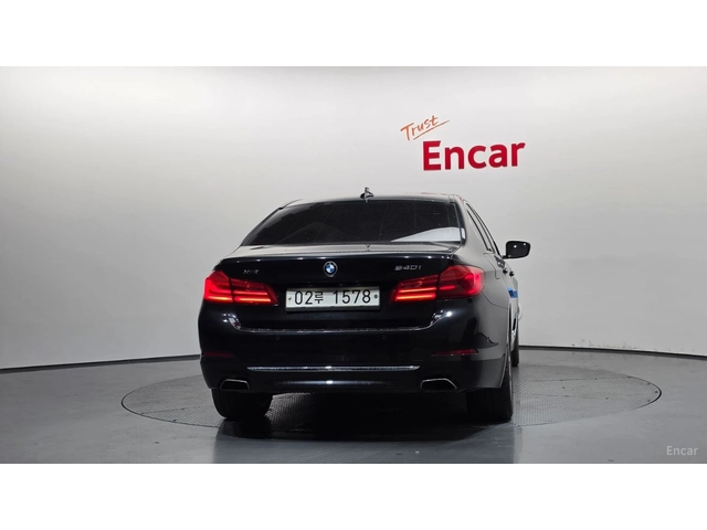BMW 540 XDRIVE* LUXURI P* КОЖА* ОБДУХВ* 360* ПАНО* HEAD UP - автомобили, коли, обяви за нови и употребявани 3