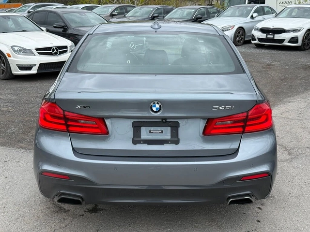BMW 540 i* XDRIVE* HEAD UP* HARMAN* 360 КАМЕРИ* ПАМЕТ - автомобили, коли, обяви за нови и употребявани 4