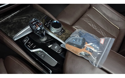 BMW 540 xDrive M Sport Plus - автомобили, коли, обяви за нови и употребявани 8