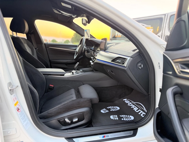 BMW 540 i= xDrive= B58= M-performance= HUD= Keyless Go= - автомобили, коли, обяви за нови и употребявани 10