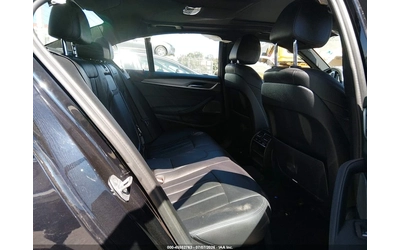 BMW 540 M ПАКЕТ| 2 КЛЮЧА | ТЪРГ В САЩ - автомобили, коли, обяви за нови и употребявани 6