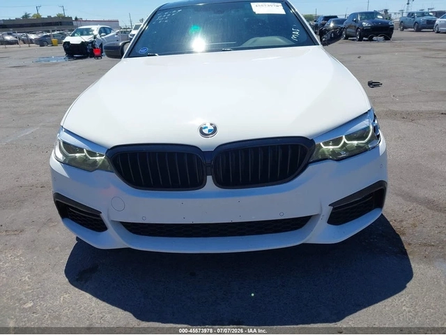 BMW 540 2018 BMW 540I - автомобили, коли, обяви за нови и употребявани 1