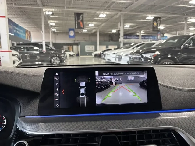 BMW 540 540i xDrive Sedan AWD - автомобили, коли, обяви за нови и употребявани 13