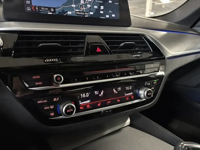 BMW 540 540i xDrive Sedan AWD - автомобили, коли, обяви за нови и употребявани 14