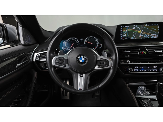 BMW 540 i xDrive M Sport Plus - автомобили, коли, обяви за нови и употребявани 11