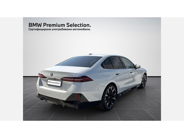 BMW 540d xDrive - автомобили, коли, обяви за нови и употребявани 1