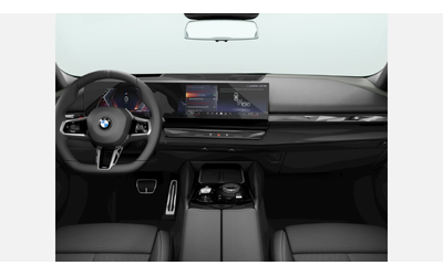 BMW 540d xDrive Sedan - автомобили, коли, обяви за нови и употребявани 9