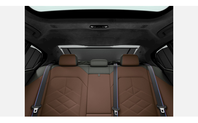 BMW 540d xDrive Sedan - автомобили, коли, обяви за нови и употребявани 10