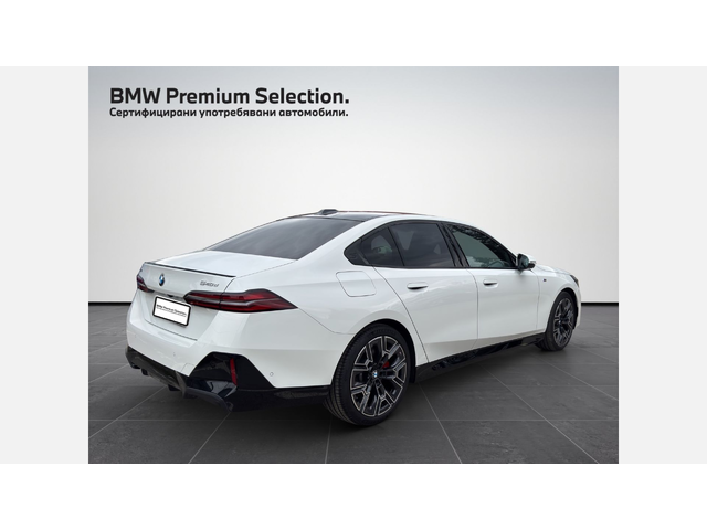 BMW 540d xDrive Sedan - автомобили, коли, обяви за нови и употребявани 1