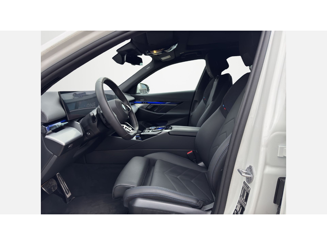 BMW 540d xDrive Sedan - автомобили, коли, обяви за нови и употребявани 5