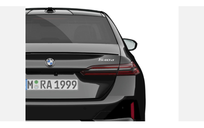 BMW 540d xDrive Sedan - автомобили, коли, обяви за нови и употребявани 6