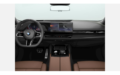 BMW 540d xDrive Sedan - автомобили, коли, обяви за нови и употребявани 9