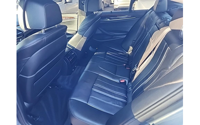 BMW 550 M550XI / DISTRONIC / 360 / HEADUP / HARMAN - автомобили, коли, обяви за нови и употребявани 10