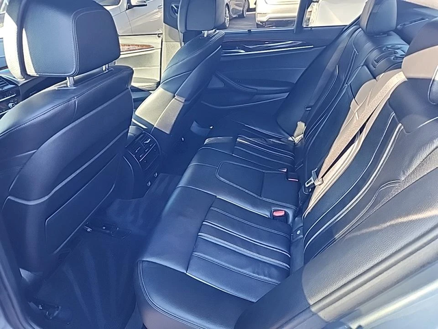 BMW 550 M550XI / DISTRONIC / 360 / HEADUP / HARMAN - автомобили, коли, обяви за нови и употребявани 10