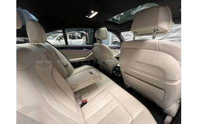 BMW 550 i xDrive M-pack HeadUp* 360* Подгрев - автомобили, коли, обяви за нови и употребявани 6