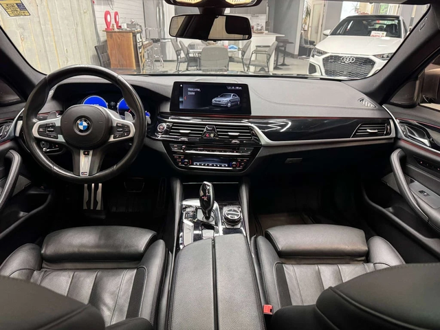 BMW 550 * xDrive * CARFAX * ЦЕНА ДО БГ - автомобили, коли, обяви за нови и употребявани 9