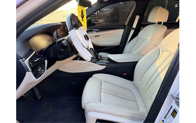 BMW 550 M550I С РЕГИСТРАЦИЯ & АВТО КРЕДИТ - автомобили, коли, обяви за нови и употребявани 11