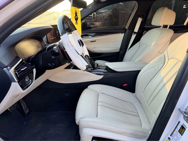 BMW 550 M550I С РЕГИСТРАЦИЯ & АВТО КРЕДИТ - автомобили, коли, обяви за нови и употребявани 11