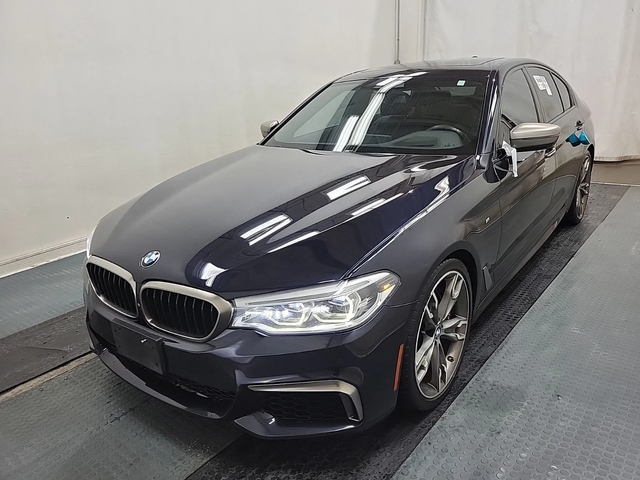 BMW 550 M550i xDrive С РЕГИСТРАЦИЯ & АВТО КРЕДИТ - автомобили, коли, обяви за нови и употребявани 0