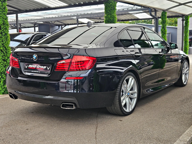 BMW 550 M/XD/DIGITAL/GERMANY/DISTR/HUD/360CAMERA/ОБДУХ/LIZ - автомобили, коли, обяви за нови и употребявани 4