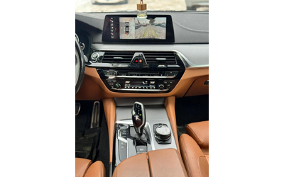 BMW 550 M* HARMAN* PERFORMANCE* HEAD-UP* PANO* 360* - автомобили, коли, обяви за нови и употребявани 10