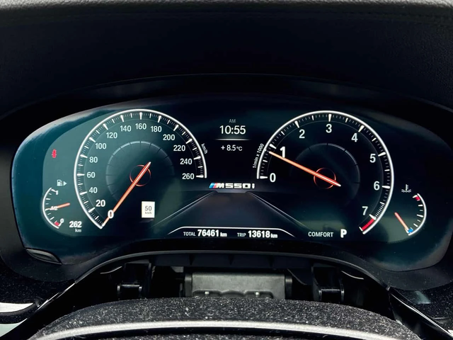 BMW 550 * xDrive * ДИСТРОНИК * 360 * HUD * ОБДУХВАНЕ - автомобили, коли, обяви за нови и употребявани 7