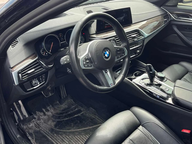 BMW 550 | DISTRONIC | HUD | 360 | ОБДУХВАНЕ | - автомобили, коли, обяви за нови и употребявани 4