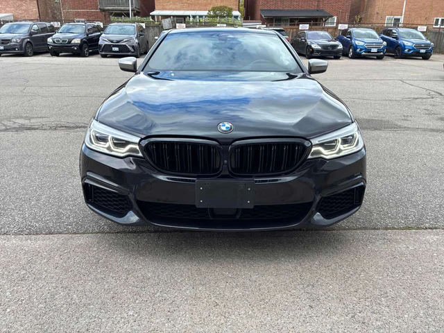 BMW 550 * M550i xDrive * CARFAX * БЕЗ ПЪРВОНАЧАЛНА ВНОСКА - автомобили, коли, обяви за нови и употребявани 1
