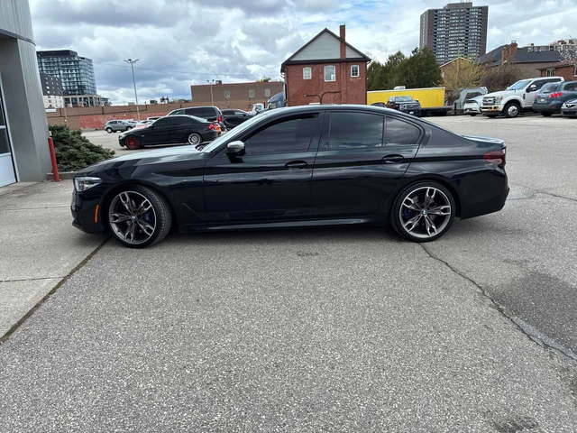 BMW 550 * M550i xDrive * CARFAX * БЕЗ ПЪРВОНАЧАЛНА ВНОСКА - автомобили, коли, обяви за нови и употребявани 2