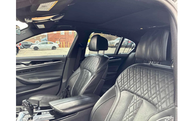 BMW 550 * M550i xDrive * CARFAX * БЕЗ ПЪРВОНАЧАЛНА ВНОСКА - автомобили, коли, обяви за нови и употребявани 9