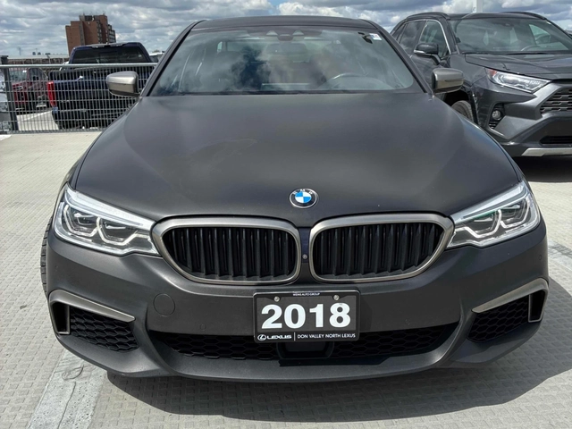 BMW 550 M550i xDrive / CARFAX - автомобили, коли, обяви за нови и употребявани 1