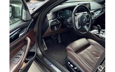 BMW 550 M550i xDrive / CARFAX - автомобили, коли, обяви за нови и употребявани 6