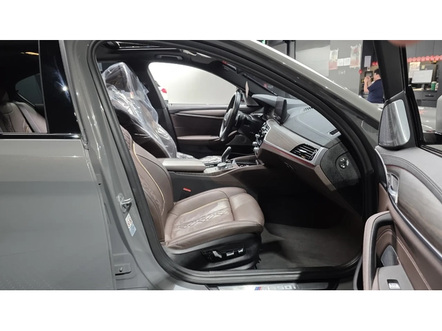 BMW 700 M550 | XDRIVE | B&O | HEAD UP - автомобили, коли, обяви за нови и употребявани 12