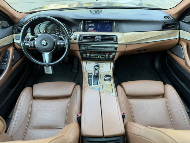 BMW 550 M550d xDrive Touring - автомобили, коли, обяви за нови и употребявани 5