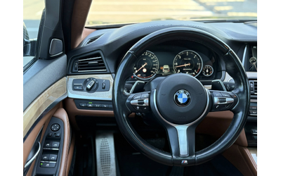BMW 550 M550d xDrive Touring - автомобили, коли, обяви за нови и употребявани 8
