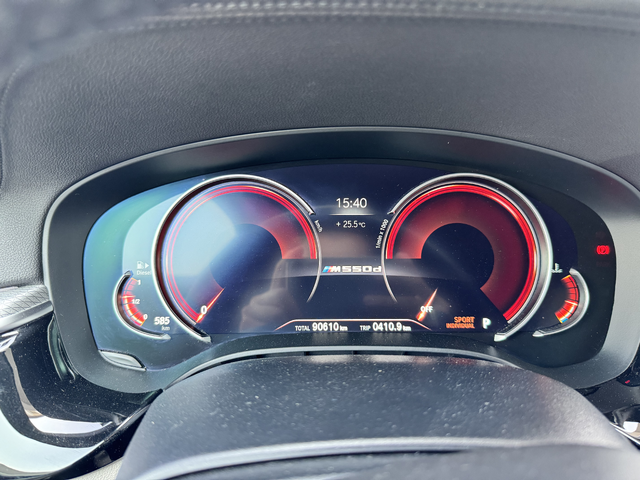 BMW 550 xDrive M550d/90K KM/H&K/360/Заден завиващ мост/CarPlay - автомобили, коли, обяви за нови и употребявани 8