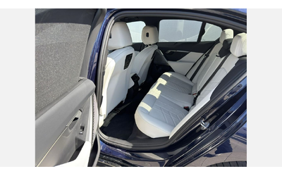 BMW 550e xDrive - автомобили, коли, обяви за нови и употребявани 9