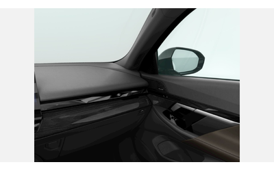 BMW 550e xDrive - автомобили, коли, обяви за нови и употребявани 10