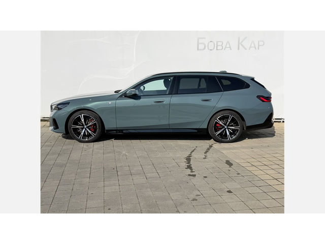 BMW 550e xDrive - автомобили, коли, обяви за нови и употребявани 2
