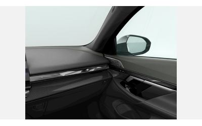 BMW 550e xDrive Sedan - автомобили, коли, обяви за нови и употребявани 10