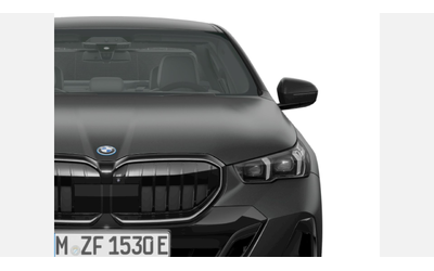 bmw-550e-xdrive-sedan - 5