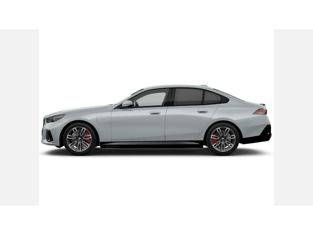BMW 550e xDrive Sedan - автомобили, коли, обяви за нови и употребявани 3