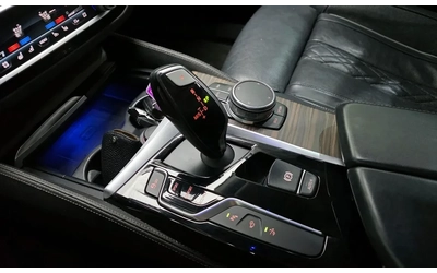 BMW 6 GT 30D xDrive / DIGITAL / ОБДУХ / HUD / PANO / 360 - автомобили, коли, обяви за нови и употребявани 11