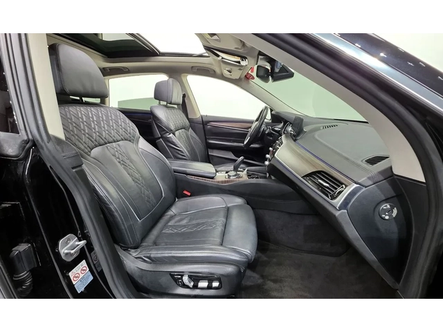 BMW 6 GT 30D xDrive / DIGITAL / ОБДУХ / HUD / PANO / 360 - автомобили, коли, обяви за нови и употребявани 12