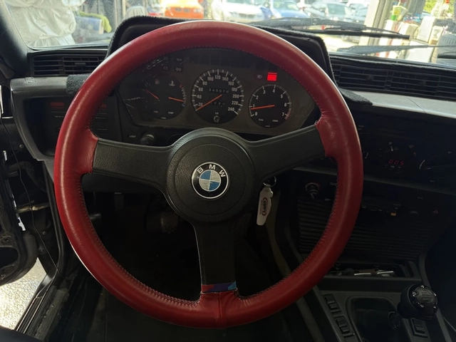 BMW 633 CSi - автомобили, коли, обяви за нови и употребявани 6